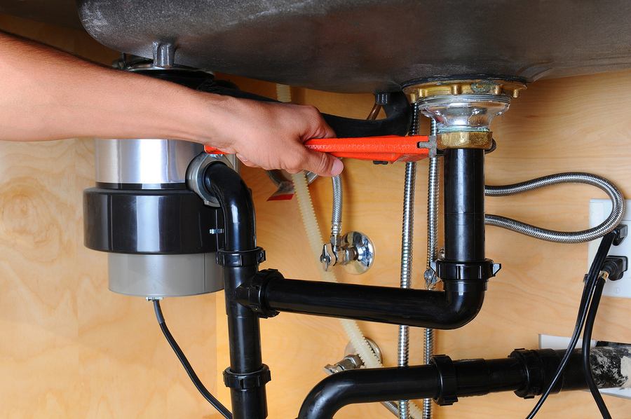 Garbage Disposal Installation in Las Lomas
